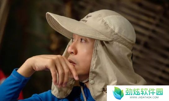 周星驰新片《女足》开机，张小斐和张艺兴有望出演，海选被嘲审美降级
