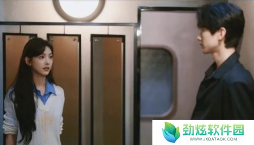 《难哄》看懂桑延陪温以凡玩4年游戏，才猛然发现，他的爱究竟有多深