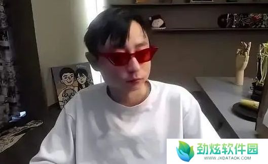 LOL知名主播自曝要退网，称进厂都比直播强，网友：合同要到期了吧