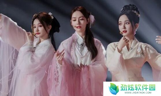 曝Miss身价超5个亿，电竞大小姐名不虚传，骆歆：自己连1/20都不到