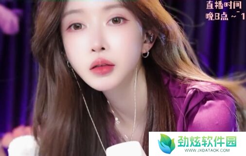 女主播称有大哥邀请去海外带货，直言自己不敢去，生怕去一趟回不来
