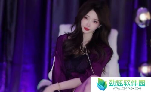 女主播称有大哥邀请去海外带货，直言自己不敢去，生怕去一趟回不来
